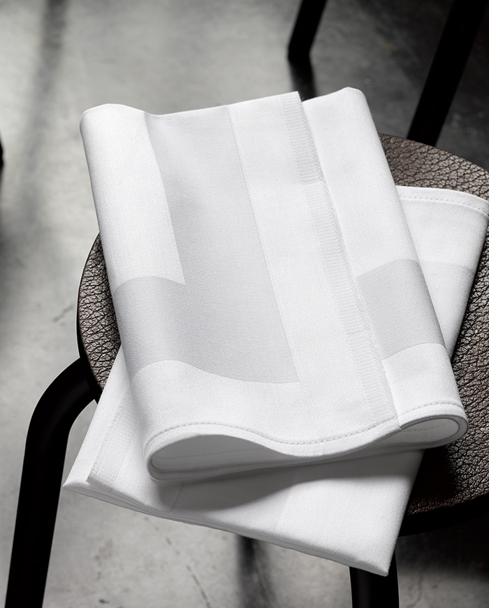 Luna Servietten weiß 1 – Tischwäsche